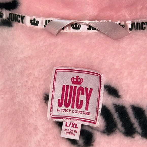 NWT juicy couture plush robe - Picture 7 of 7